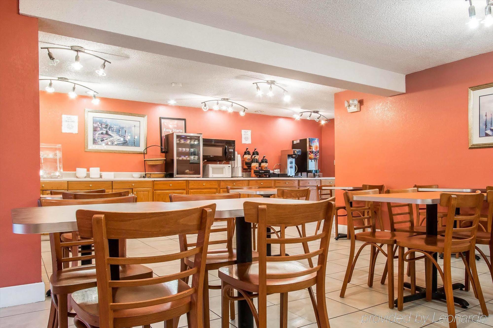 Econo Lodge Pooler - Savannah I-95 Экстерьер фото