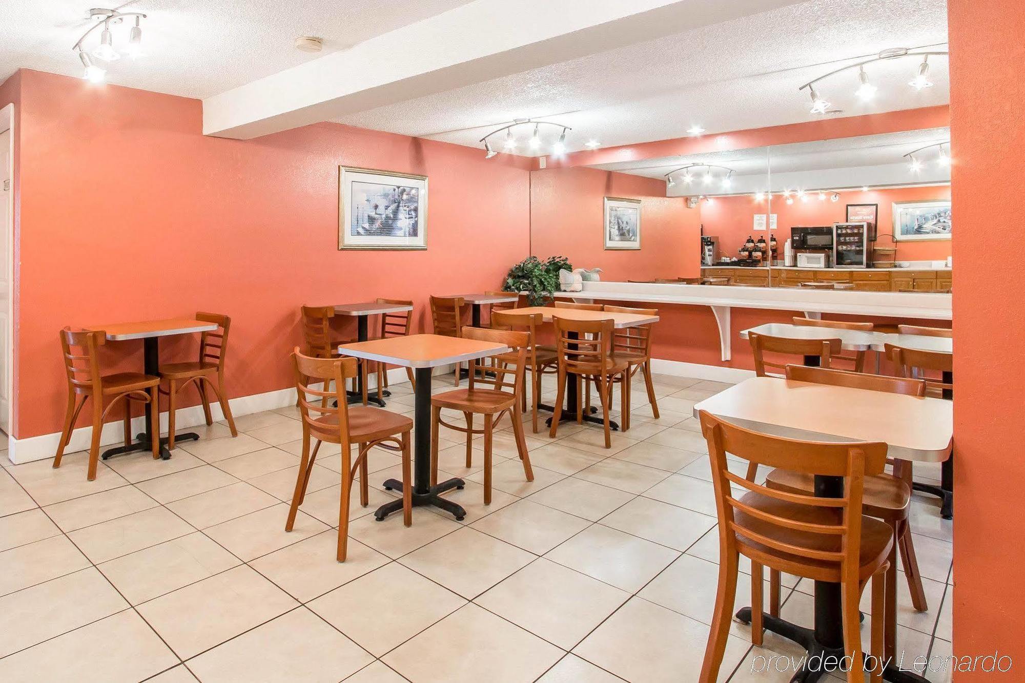 Econo Lodge Pooler - Savannah I-95 Экстерьер фото
