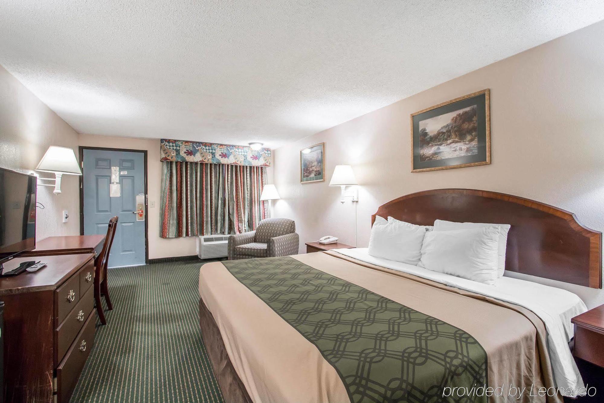 Econo Lodge Pooler - Savannah I-95 Экстерьер фото